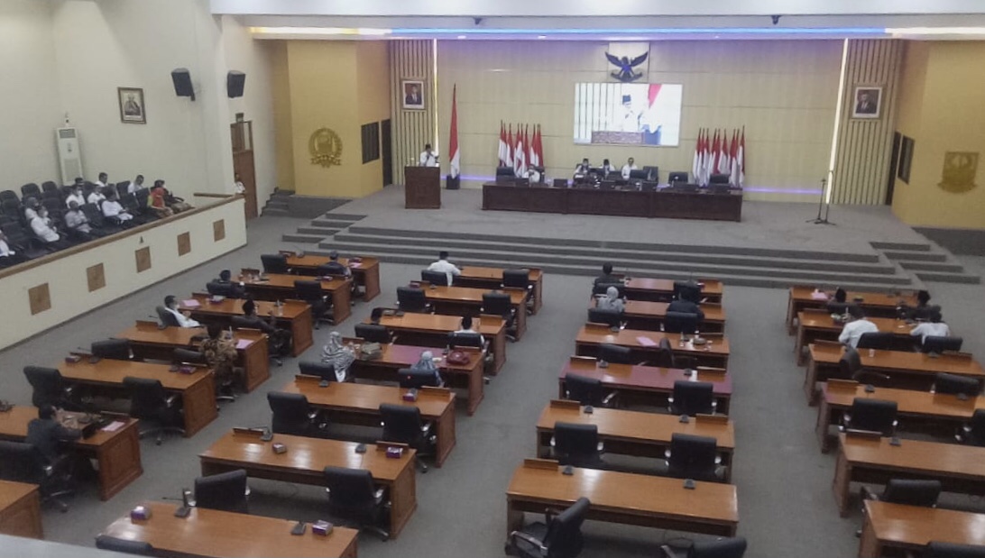 Sidang Paripurna LKPJ Bupati Bekasi Gagal Digelar Sidang Paripurna LKPJ Bupati Bekasi Gagal Digelar