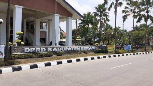 Sah! Usup Supriatna Diusulkan Jadi Wakil Ketua DPRD Kabupaten Bekasi Gantikan Soleman Sah! Usup Supriatna Diusulkan Jadi Wakil Ketua DPRD Kabupaten Bekasi Gantikan Soleman