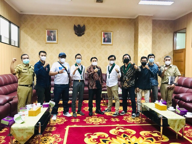 HMI Komfatek Persiapan UPB Audiensi ke Ketua DPRD Kabupaten Bekasi HMI Komfatek Persiapan UPB Audiensi ke Ketua DPRD Kabupaten Bekasi