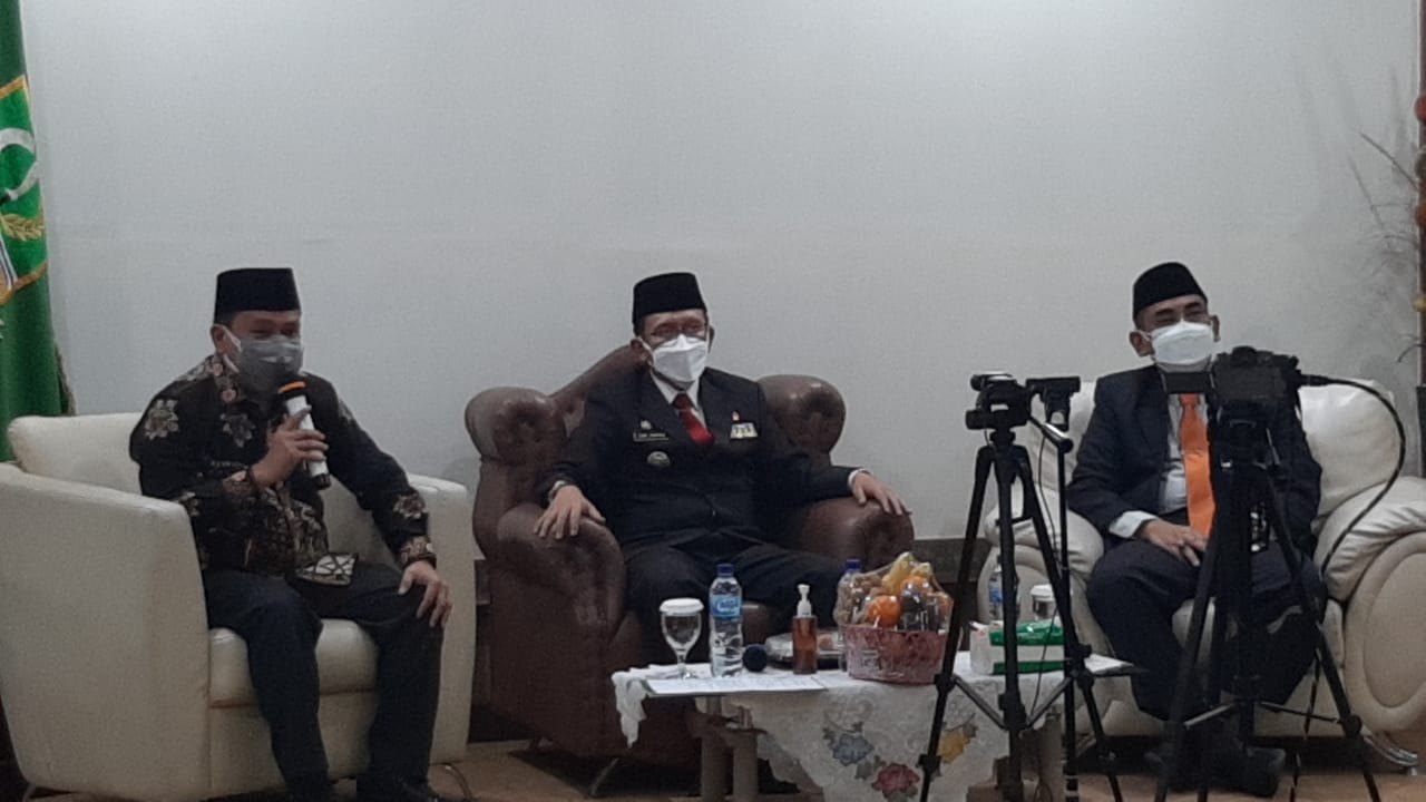 Ketua DPRD Kabupaten Bekasi Peduli Pendidikan Karakter Ketua DPRD Kabupaten Bekasi Peduli Pendidikan Karakter