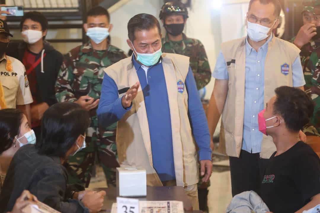 Pemkot Serang Bersama Forkopimda Lakukan Sosialisasi PPKM Darurat di Pusat Kota Serang Pemkot Serang Bersama Forkopimda Lakukan Sosialisasi PPKM Darurat di Pusat Kota Serang