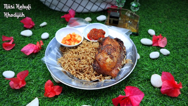 Nasi Kebuli Khodijah Cikarang Terasa Nuansa di Arab Saudi Sangat Gurih dan Lezat Nasi Kebuli Khodijah Cikarang Terasa Nuansa di Arab Saudi Sangat Gurih dan Lezat