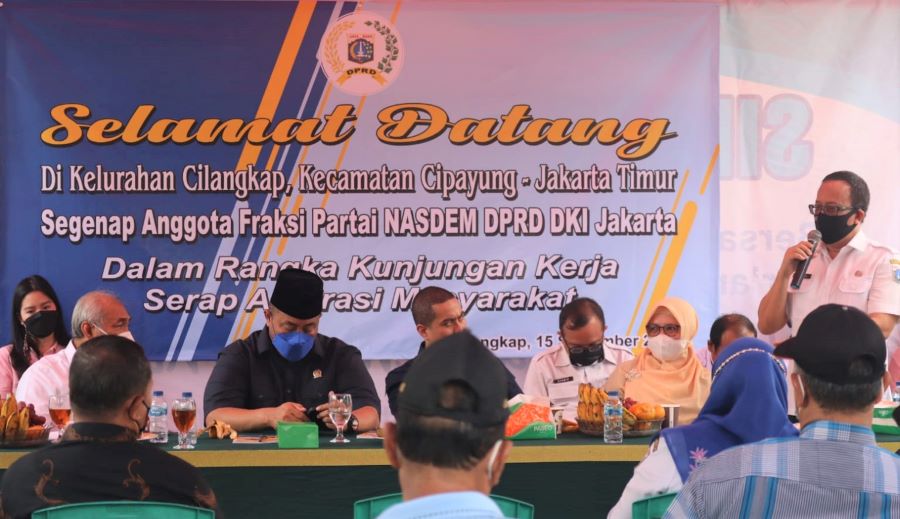 Fraksi Partai NasDem DPRD DKI Jakarta menggelar Aksi Serap Aspirasi Masyarakat Fraksi Partai NasDem DPRD DKI Jakarta menggelar Aksi Serap Aspirasi Masyarakat