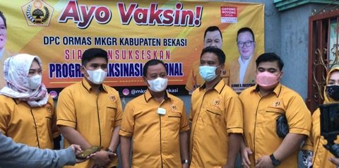 MKGR Kabupaten Bekasi Gelar Vaksinasi dapet Bakso Gratis, Antusias Warga membuat Gembira MKGR Kabupaten Bekasi Gelar Vaksinasi dapet Bakso Gratis, Antusias Warga membuat Gembira