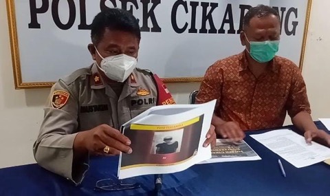 Polisi Berhasil Ringkus Pelaku Penganiayaan Terkait Gegara WIFI di Cikarang Polisi Berhasil Ringkus Pelaku Penganiayaan Terkait Gegara WIFI di Cikarang