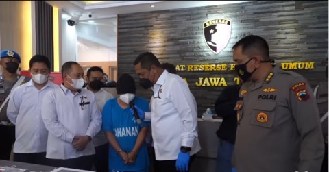 Senilai Rp25 Juta Praktek Prostitusi Artis Selebgram, Terungkap saat Berhubungan Seksual Senilai Rp25 Juta Praktek Prostitusi Artis Selebgram, Terungkap saat Berhubungan Seksual