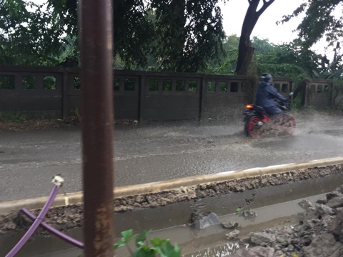 Pembangunan Jalan Kalimalang Bikin Banjir, HMI Teknik UPB Sentil Pemkab Minta Evaluasi Pembangunan Jalan Kalimalang Bikin Banjir, HMI Teknik UPB Sentil Pemkab Minta Evaluasi