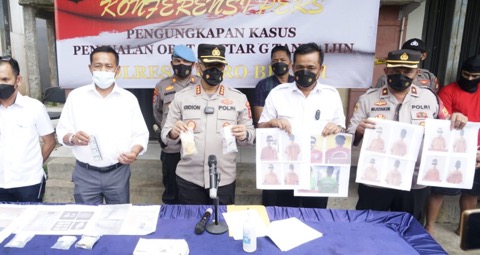 Waspada Berkedok Kosmetik, Tukang Obat Tramadol Dicariin Polisi Bekasi Waspada Berkedok Kosmetik, Tukang Obat Tramadol Dicariin Polisi Bekasi