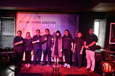 Candra Darusman Nahkodai Yayasan Anugerah Musik Indonesia Candra Darusman Nahkodai Yayasan Anugerah Musik Indonesia