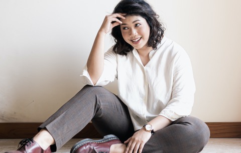 Solois Wanita, Raya Merilis Single Debut “Salahkah Tuk Berharap” Solois Wanita, Raya Merilis Single Debut “Salahkah Tuk Berharap”