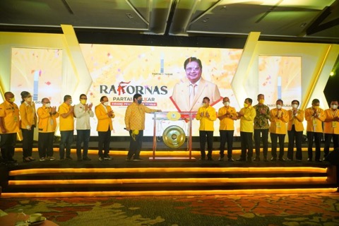 Partai Golkar Mulai Merumuskan Sejumlah Strategi Politik Partai Golkar Mulai Merumuskan Sejumlah Strategi Politik
