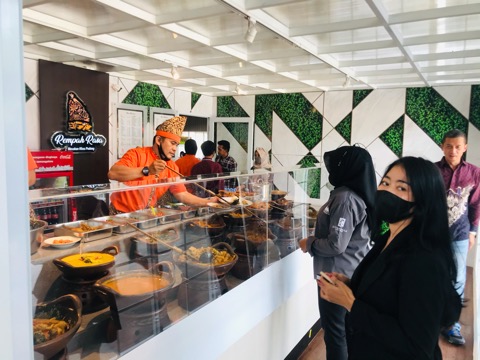 Restoran Rempah Rasa Khas Sumatera Barat Ada di Cluster Amazon Cikarang Restoran Rempah Rasa Khas Sumatera Barat Ada di Cluster Amazon Cikarang