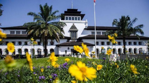 Usulan Pemberhentian Plt Bupati Bekasi, Pemprov Jabar Minta Rapat Paripurna Digelar Usulan Pemberhentian Plt Bupati Bekasi, Pemprov Jabar Minta Rapat Paripurna Digelar