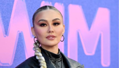 Diperingkat ke Empat Tangga Lagu Single Terbaru Agnez Mo Bertajuk Patience Diperingkat ke Empat Tangga Lagu Single Terbaru Agnez Mo Bertajuk Patience