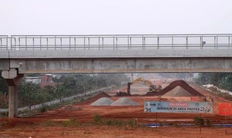 Dugaan Gratifikasi Tol Cibitung-Cilincing, Eks Kepala Dinas Diperiksa Kejari Bekasi Dugaan Gratifikasi Tol Cibitung-Cilincing, Eks Kepala Dinas Diperiksa Kejari Bekasi