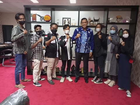 Forum Mahasiswa Bekasi Silaturahmi ke Plt. Wali Kota Bekasi Forum Mahasiswa Bekasi Silaturahmi ke Plt. Wali Kota Bekasi