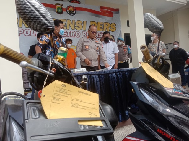 Wow! 23 Kali Melakukan Aksi Pencurian Motor, Polisi Berhasil Ciduk Pelaku Wow! 23 Kali Melakukan Aksi Pencurian Motor, Polisi Berhasil Ciduk Pelaku