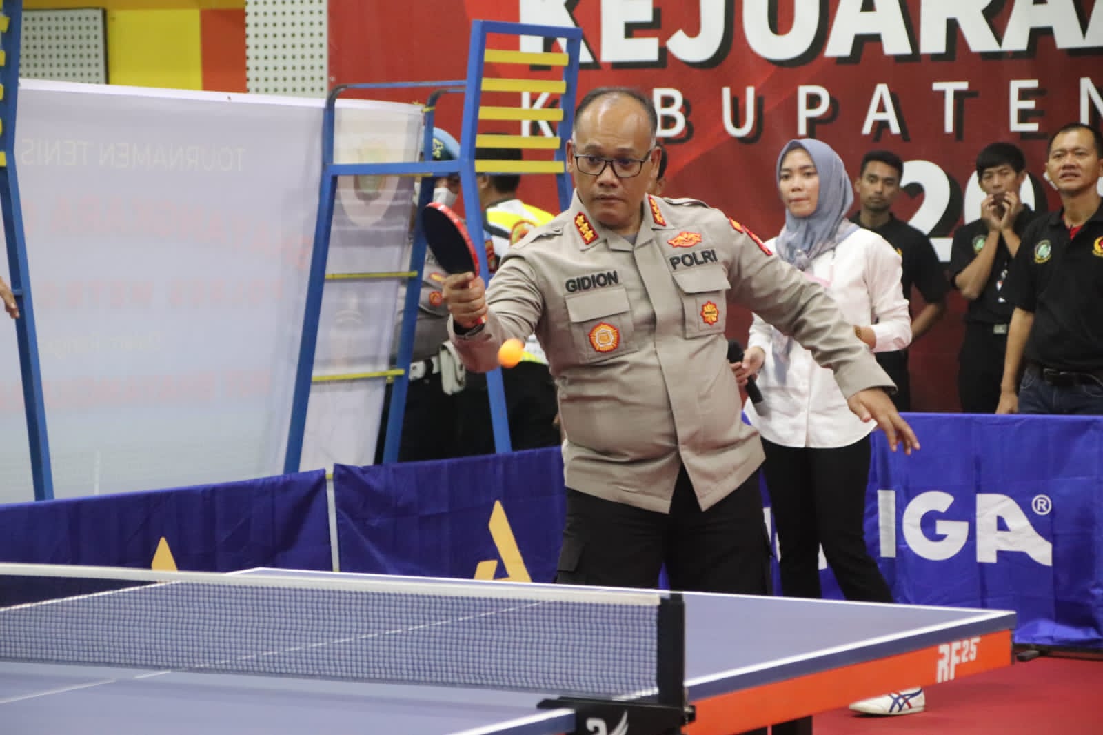 BERITA FOTO: Situasi Turnamen Tenis Meja Dalam Rangka HUT Bhayangkara ke-76 di Bekasi 1 2640CE1D E7BE 43A9 B7B2 7D60EC023D55