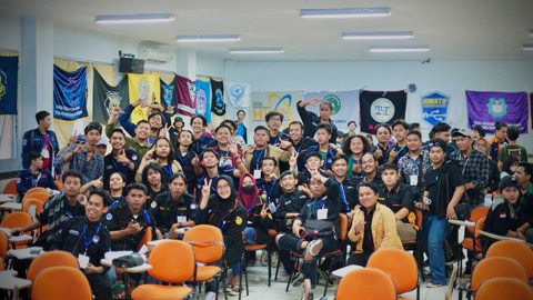 Permikomnas Sukses Gelar Munas VII, DPRD Kaltim: Lebih Produktif, Inovatif dan Kreatif Permikomnas Sukses Gelar Munas VII, DPRD Kaltim: Lebih Produktif, Inovatif dan Kreatif