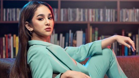 Hana Hanifah Ungkap Merasa Terluka Hubungannya Dengan Randy Hana Hanifah Ungkap Merasa Terluka Hubungannya Dengan Randy