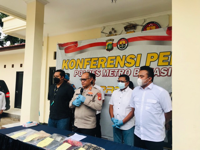 Kenzi Berhasil Ditangkap, Kapolres Metro Bekasi: Dilakukan Tembakan Tegas Terukur Kenzi Berhasil Ditangkap, Kapolres Metro Bekasi: Dilakukan Tembakan Tegas Terukur