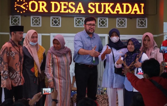 Warga Sukadami Bekasi Bersyukur Ruas Jalan Cikarang-Cibarusah Diperbaiki Warga Sukadami Bekasi Bersyukur Ruas Jalan Cikarang-Cibarusah Diperbaiki