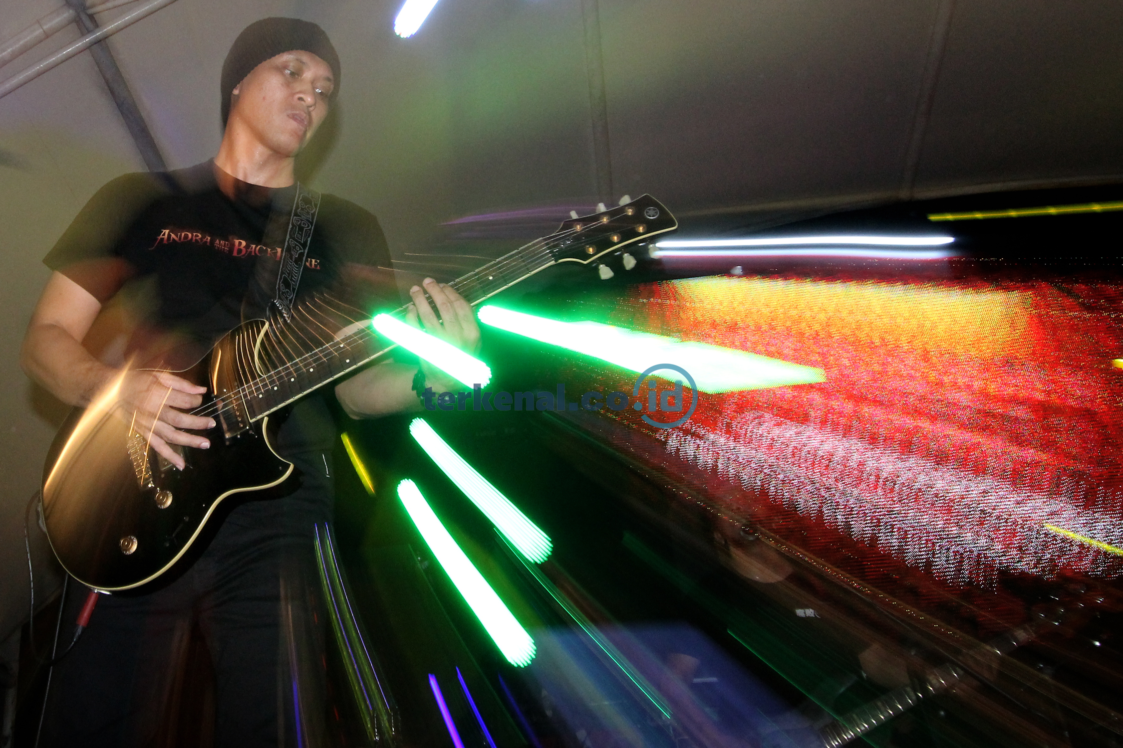 FOTO: Warga Cikarang Diguncangkan Konser Andra and The Backbone 4 7BA710B6 61D2 45BA AE9F 43E5F8DF7C35