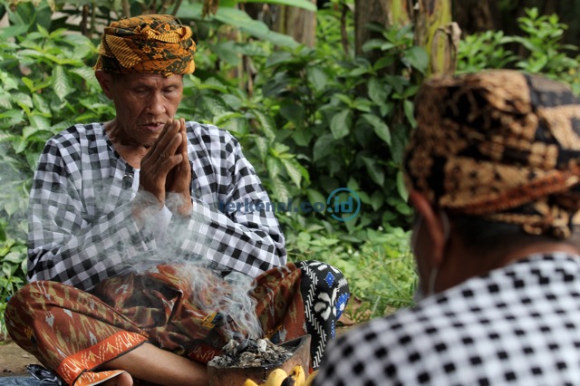 FOTO: Warga Masih Menjaga Tradisi Babaritan di Kampung Kranggan FOTO: Warga Masih Menjaga Tradisi Babaritan di Kampung Kranggan
