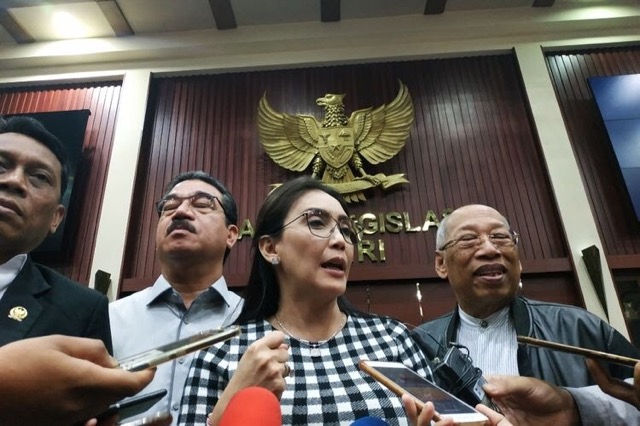 Anggota DPR Meminta Pemerintah memperbaiki Basis Data Penerima Subsidi Anggota DPR Meminta Pemerintah memperbaiki Basis Data Penerima Subsidi