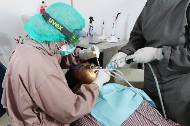Profil Dua Dokter Gigi Anak dan Dewasa di Mutiara Aesthetic Clinic Profil Dua Dokter Gigi Anak dan Dewasa di Mutiara Aesthetic Clinic