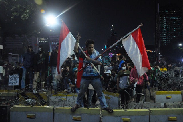FOTO: Demo Tolak Kenaikan BBM Pelajar, Mahasiswa, Buruh Bersatu FOTO: Demo Tolak Kenaikan BBM Pelajar, Mahasiswa, Buruh Bersatu