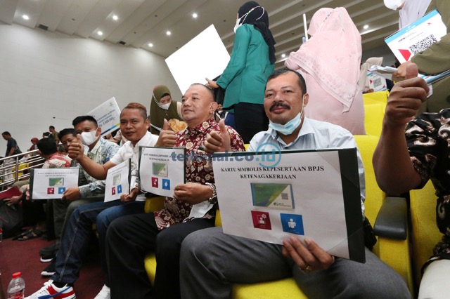 FOTO: Kemenkop UKM Fasilitasi NIB ke Pedagang Mi dan Bakso FOTO: Kemenkop UKM Fasilitasi NIB ke Pedagang Mi dan Bakso