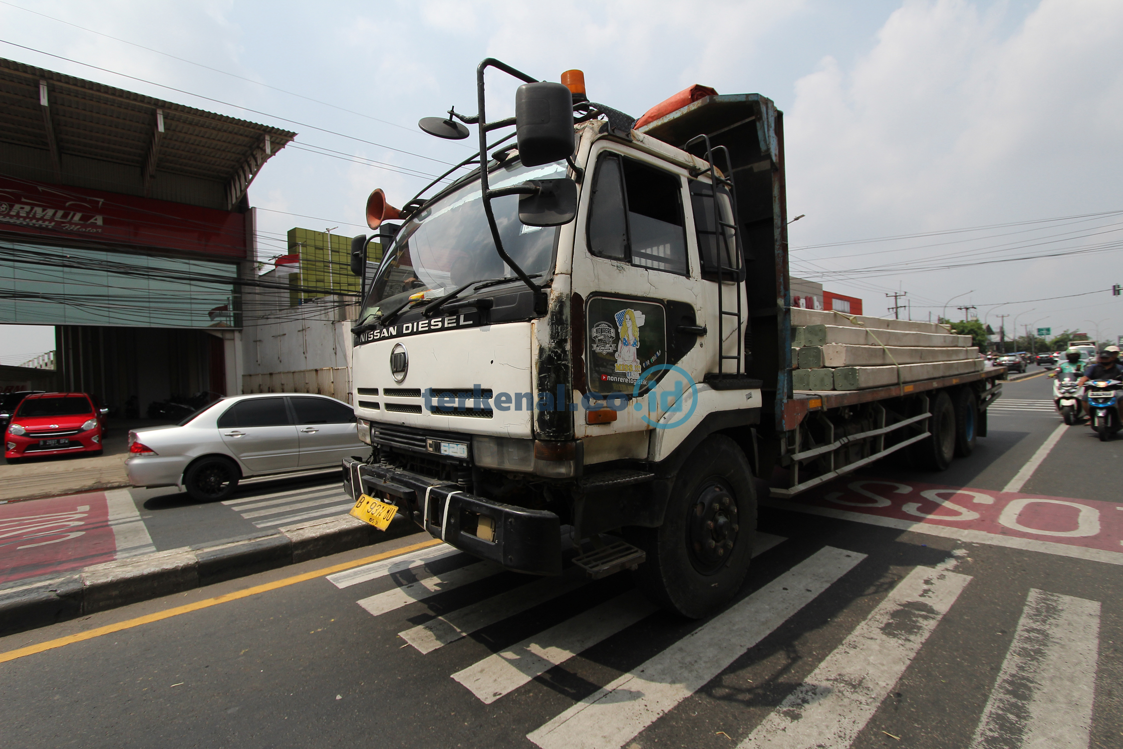 FOTO: Suasana Duka Cita SDN Kota Baru II dan III Seusai Kecelakaan Tragis 5 F6022BAE B071 4FE5 A2E0 354DAEC6DD9A