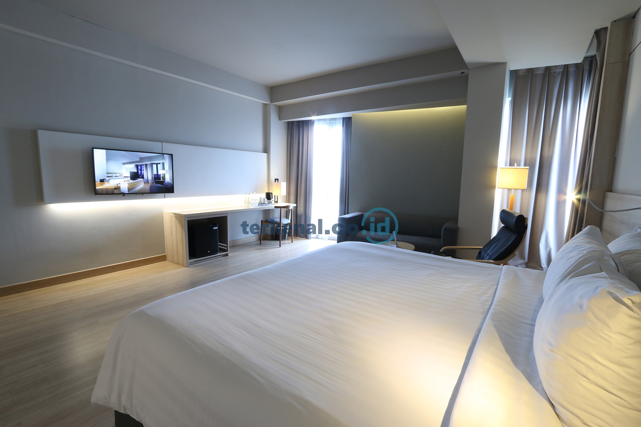 Catat! 5 Rekomendasi Hotel Ternyaman di Kabupaten Bekasi 2 Profil Hotel Harper Kuncoro WR 6