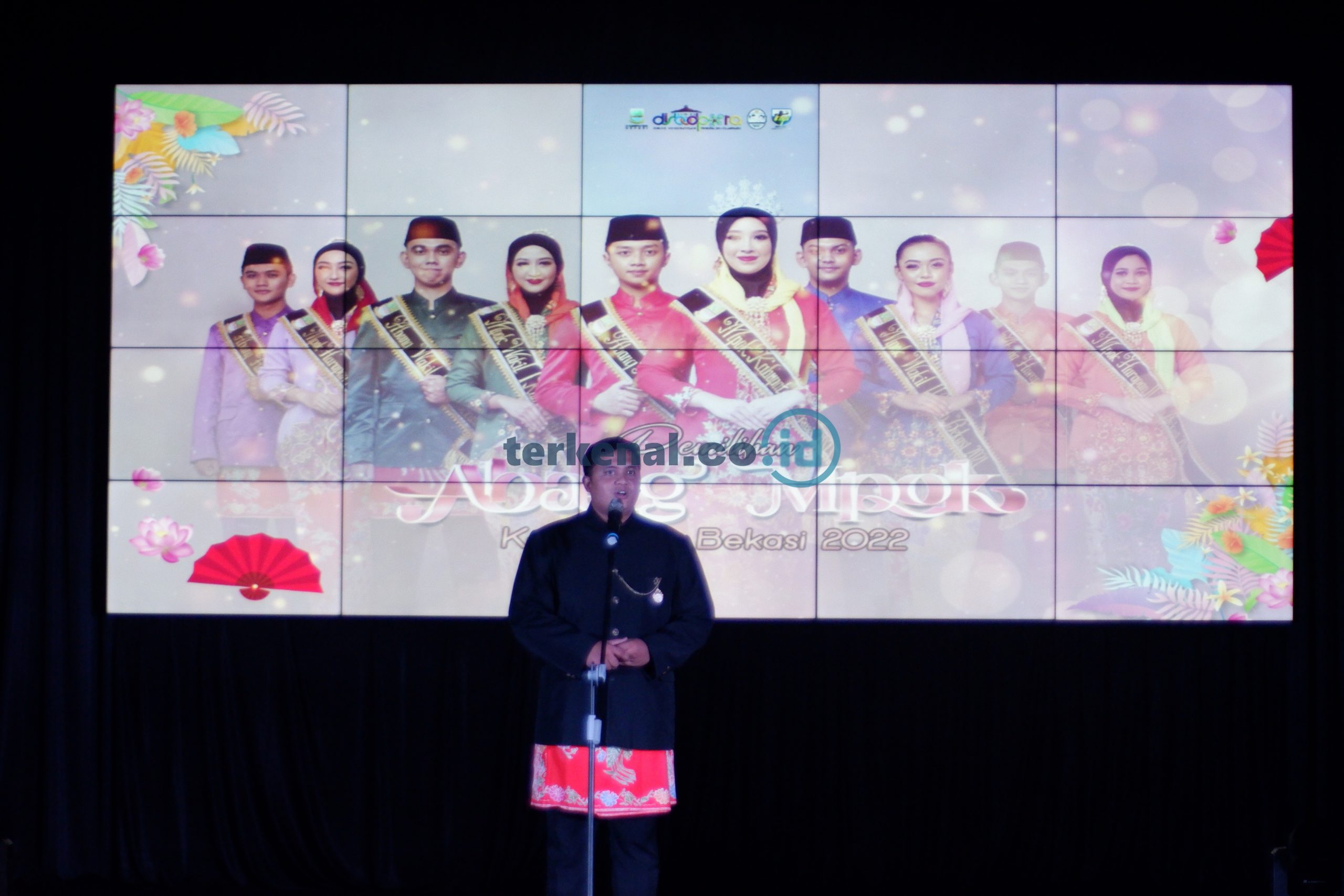 FOTO: Malam Grand Final Pemilihan Ampok Kabupaten Bekasi 2022 8 0DA19519 3BCD 4ED4 9822 E114687E364E scaled