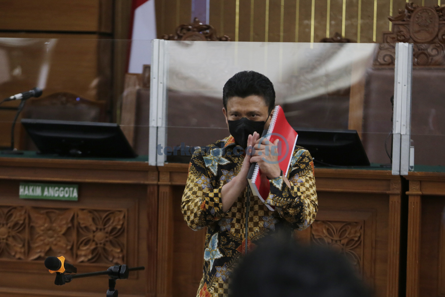 Sudah 30 Tahun Mengabdi pada Negara, Alasan MA Batalkan Vonis Mati Ferdy Sambo Sudah 30 Tahun Mengabdi pada Negara, Alasan MA Batalkan Vonis Mati Ferdy Sambo