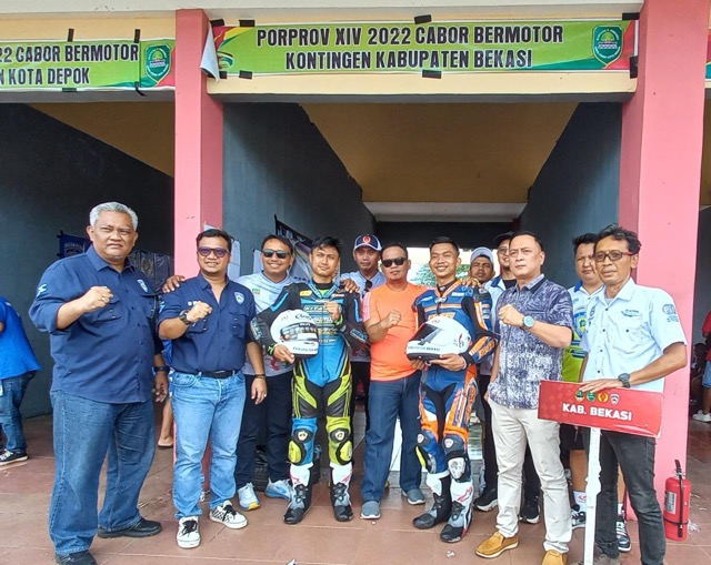 Pebalap Motor Bekasi Sumbang Medali Porprov Pebalap Motor Bekasi Sumbang Medali Porprov