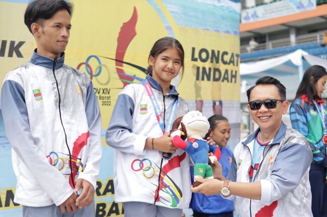 Tim Loncat Indah Kabupaten Bekasi Sukses Sumbang Medali Emas Tim Loncat Indah Kabupaten Bekasi Sukses Sumbang Medali Emas