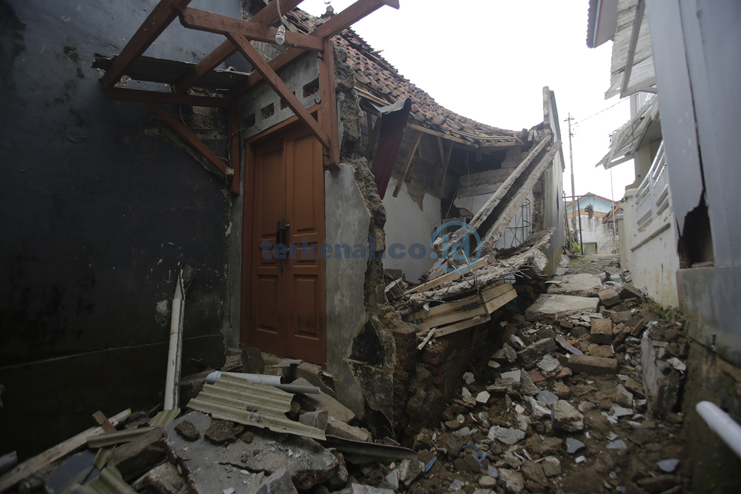 FOTO: Kecamatan Cugenang Titik Terparah Gempa Cianjur 2 633DE7CB D260 4C0B 8110 23A414EF49C3