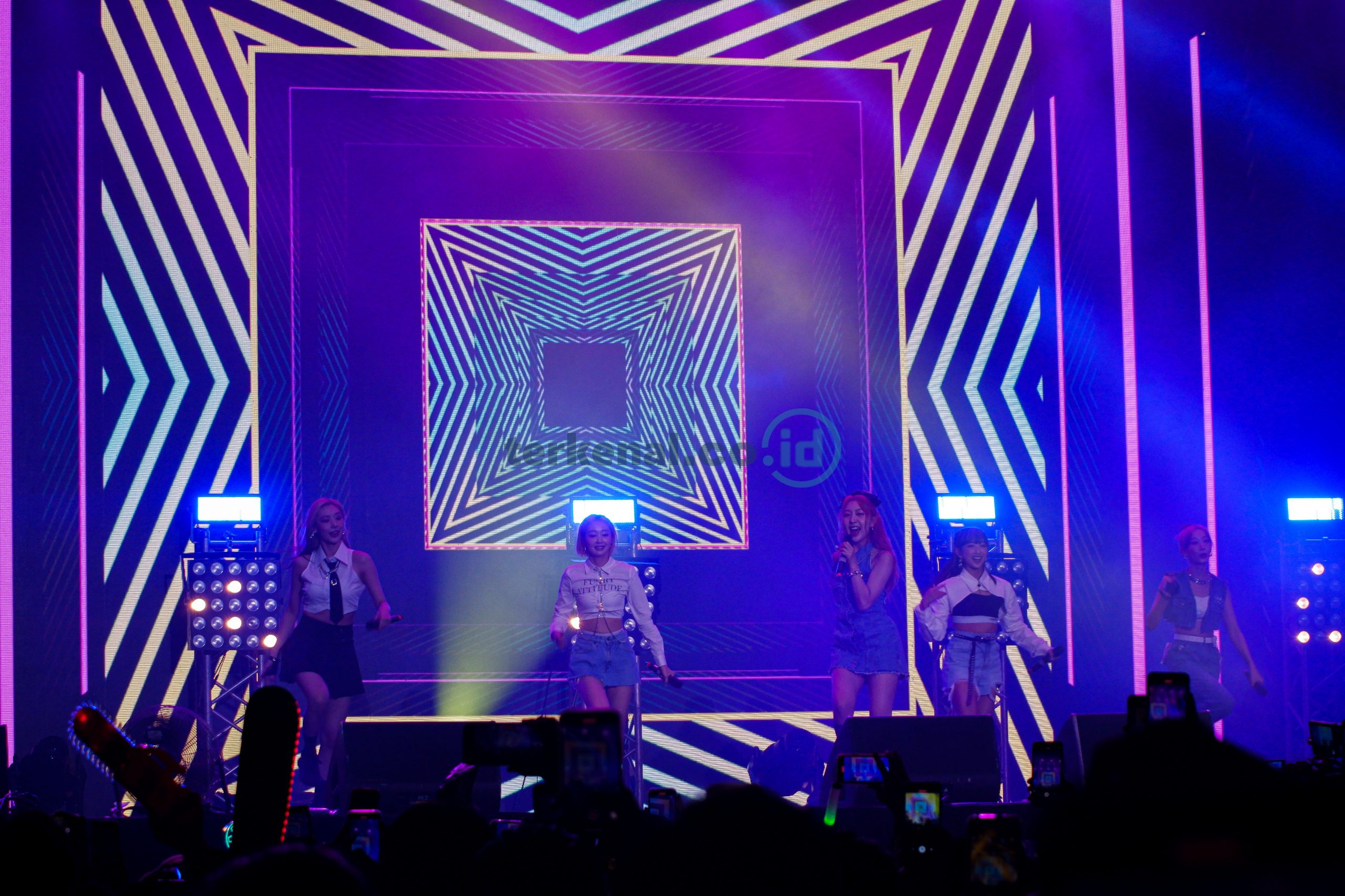 FOTO: Gokil! Joyland Festival Digoyang Secret Number 5 684BBEC7 292C 4746 88B0 963A137C2142 scaled