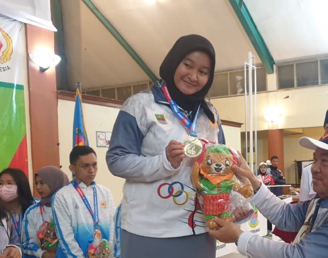 Tim Beregu Catur Kabupaten Bekasi Raih Emas Porprov Jabar 2022 Tim Beregu Catur Kabupaten Bekasi Raih Emas Porprov Jabar 2022