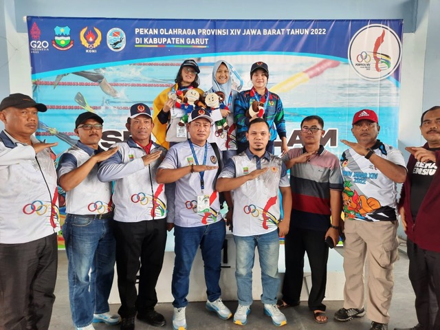 Penyelam Kabupaten Bekasi Sumbangkan 4 Medali Emas Penyelam Kabupaten Bekasi Sumbangkan 4 Medali Emas