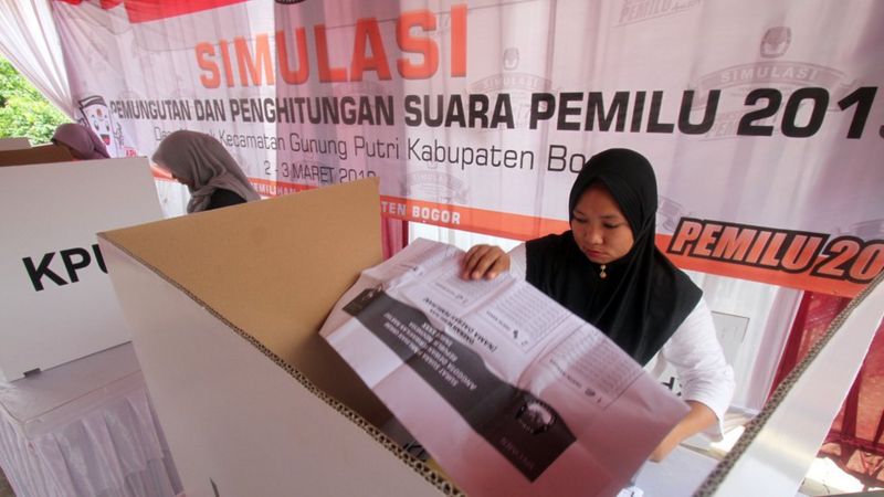 Simak! KPU RI Bakal Rekrut 5,7 Juta KPPS untuk Pemilu 2024 Simak! KPU RI Bakal Rekrut 5,7 Juta KPPS untuk Pemilu 2024