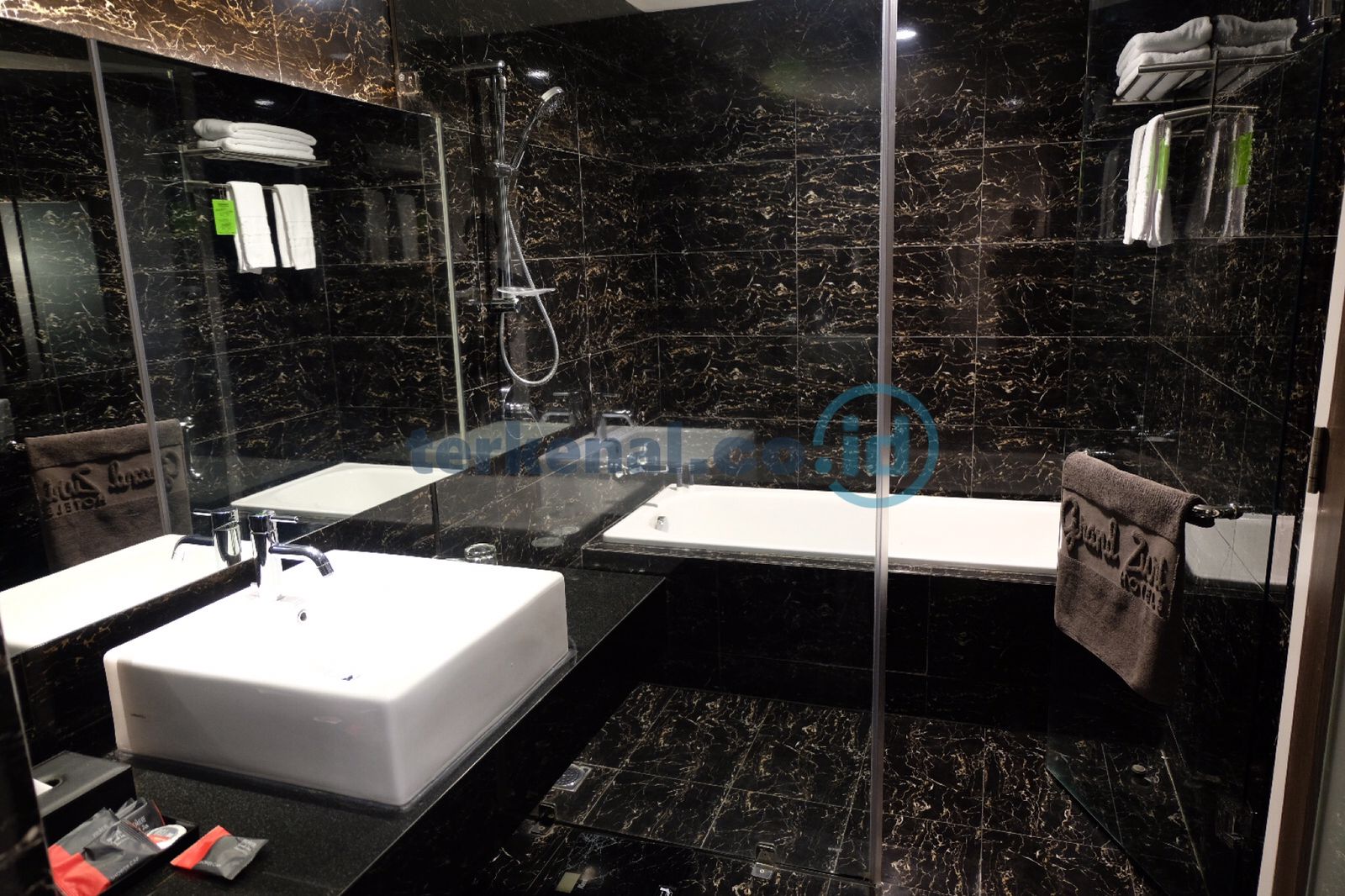 FOTO: Staycation di Grand Zuri Hotel Jababeka 1 WhatsApp Image 2023 02 19 at 16.54.26