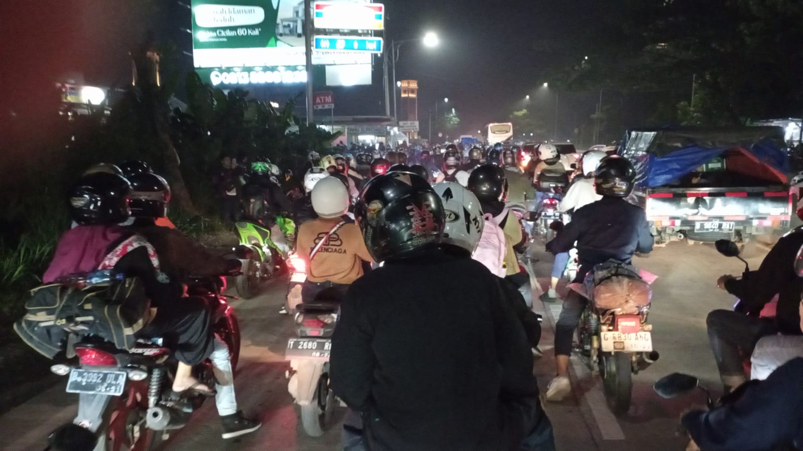 Pemudik Asal Magelang Rindu Orang Tua Pemudik Asal Magelang Rindu Orang Tua
