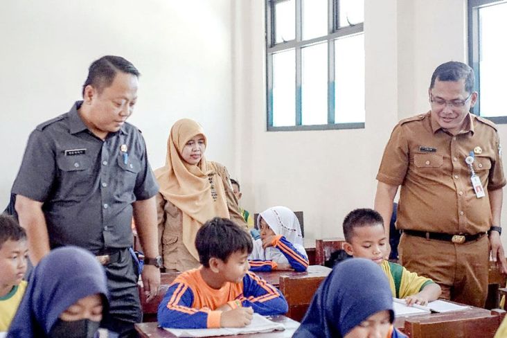 100 Gedung Sekolah Siap Dibangun Dinas Cipta Karya dan Tata Ruang Kabupaten Bekasi 100 Gedung Sekolah Siap Dibangun Dinas Cipta Karya dan Tata Ruang Kabupaten Bekasi