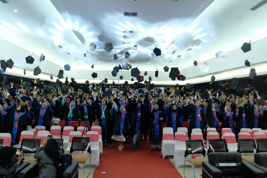 Rekomendasi untuk Pekerja Industri, Kampus Universitas Pelita Bangsa Tawarkan Biaya Kuliah Murah Rekomendasi untuk Pekerja Industri, Kampus Universitas Pelita Bangsa Tawarkan Biaya Kuliah Murah