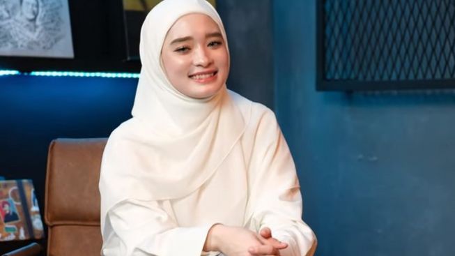 Inara Rusli Beberkan Virgoun Sudah Bebas dari Rehabilitasi Narkoba Inara Rusli Beberkan Virgoun Sudah Bebas dari Rehabilitasi Narkoba