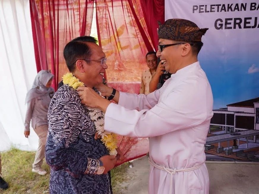 Pembangunan Gereja Paroki Ibu Teresa Cikarang, Pj Bupati Bekasi: Bisa Terbangun Secara Damai dan Tentram Pembangunan Gereja Paroki Ibu Teresa Cikarang, Pj Bupati Bekasi: Bisa Terbangun Secara Damai dan Tentram