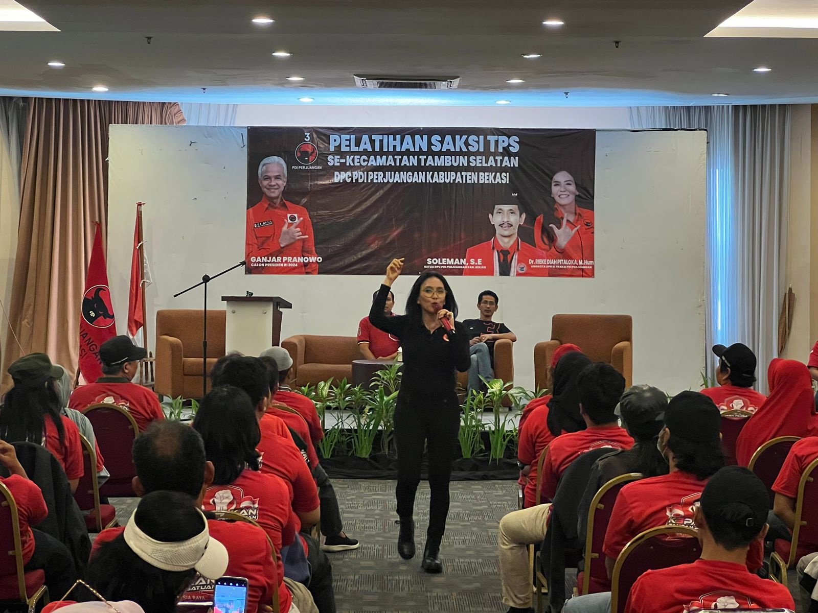 Siap Menangkan Pemilu 2024, PDI Perjuangan Kabupaten Bekasi Latih Calon Saksi Siap Menangkan Pemilu 2024, PDI Perjuangan Kabupaten Bekasi Latih Calon Saksi